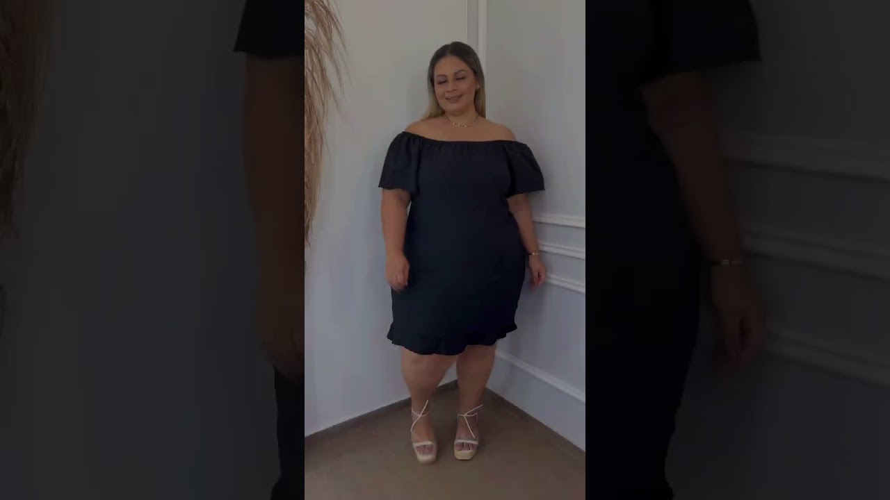 Curvas incríveis, moda perfeita!👗🤩 www.fabricaderoupas.net     WhatsApp (85) 98918-4007. #PlusSize